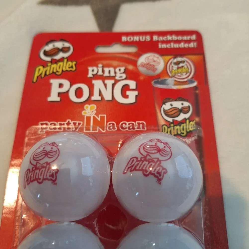 PRINGLES POTATO CHIPS PING PONG PARTY GAME WITH BALLS & BACKBOARD‎
